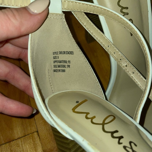 White Open Toe Sandals - Picture 4 of 5